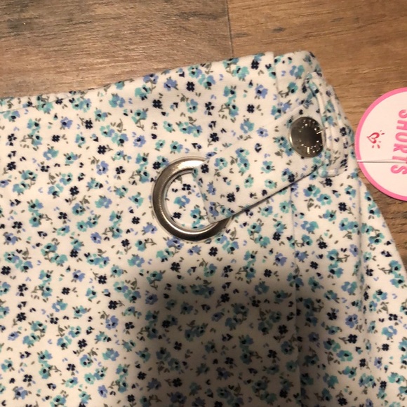 Skirt - Picture 3 of 6